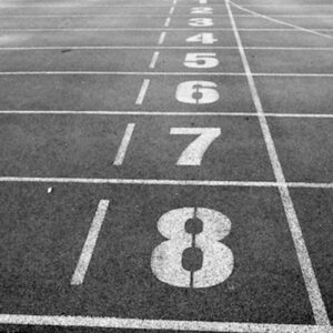 Pista de atletismo con los números de las calles